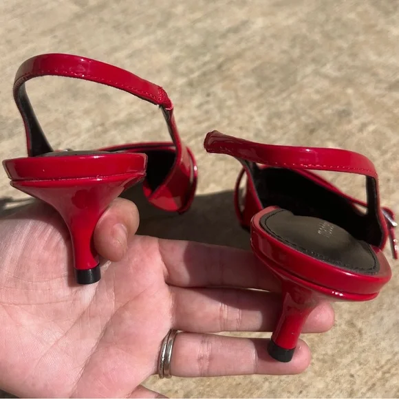 NWOT Steve Madden. 7.5 Krystall Slingback Kitten-Heel Pumps - Picture 8 of 15